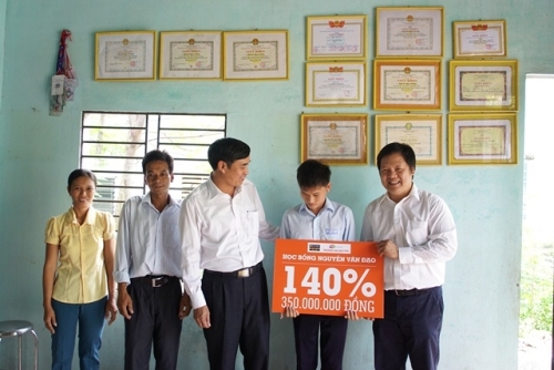 ĐH FPT cấp học bổng 140% cho học sinh nghèo học giỏi ảnh 1
